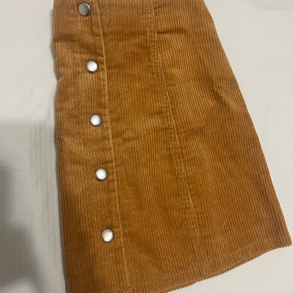 Corduroy F21 Skirt - Picture 2 of 5